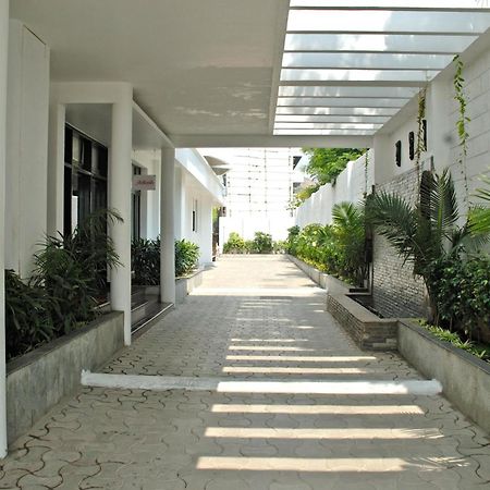 Arpanaa Hotel Tiruvannāmalai Extérieur photo